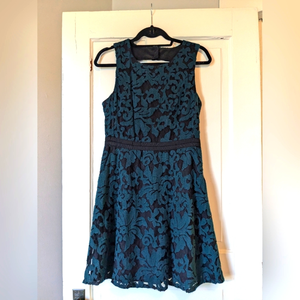 Dark green dress